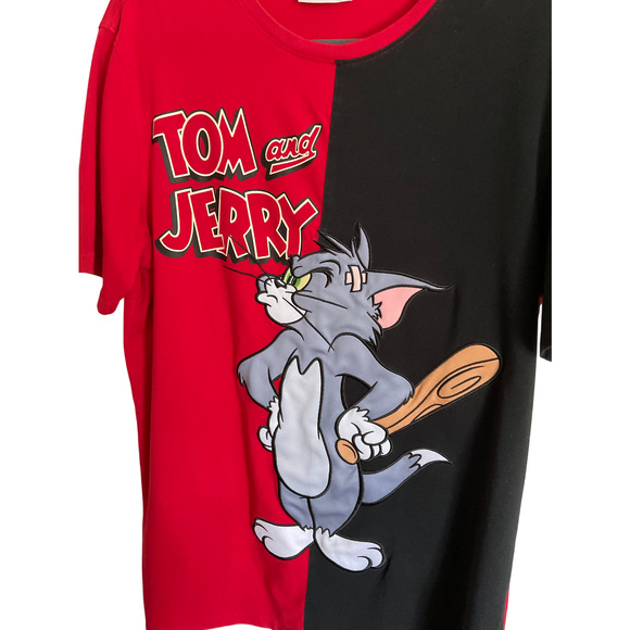 Tom and Jerry T-Shirt Men's Medium Color Red Black Graphic Print Cotton - Picture 10 of 10